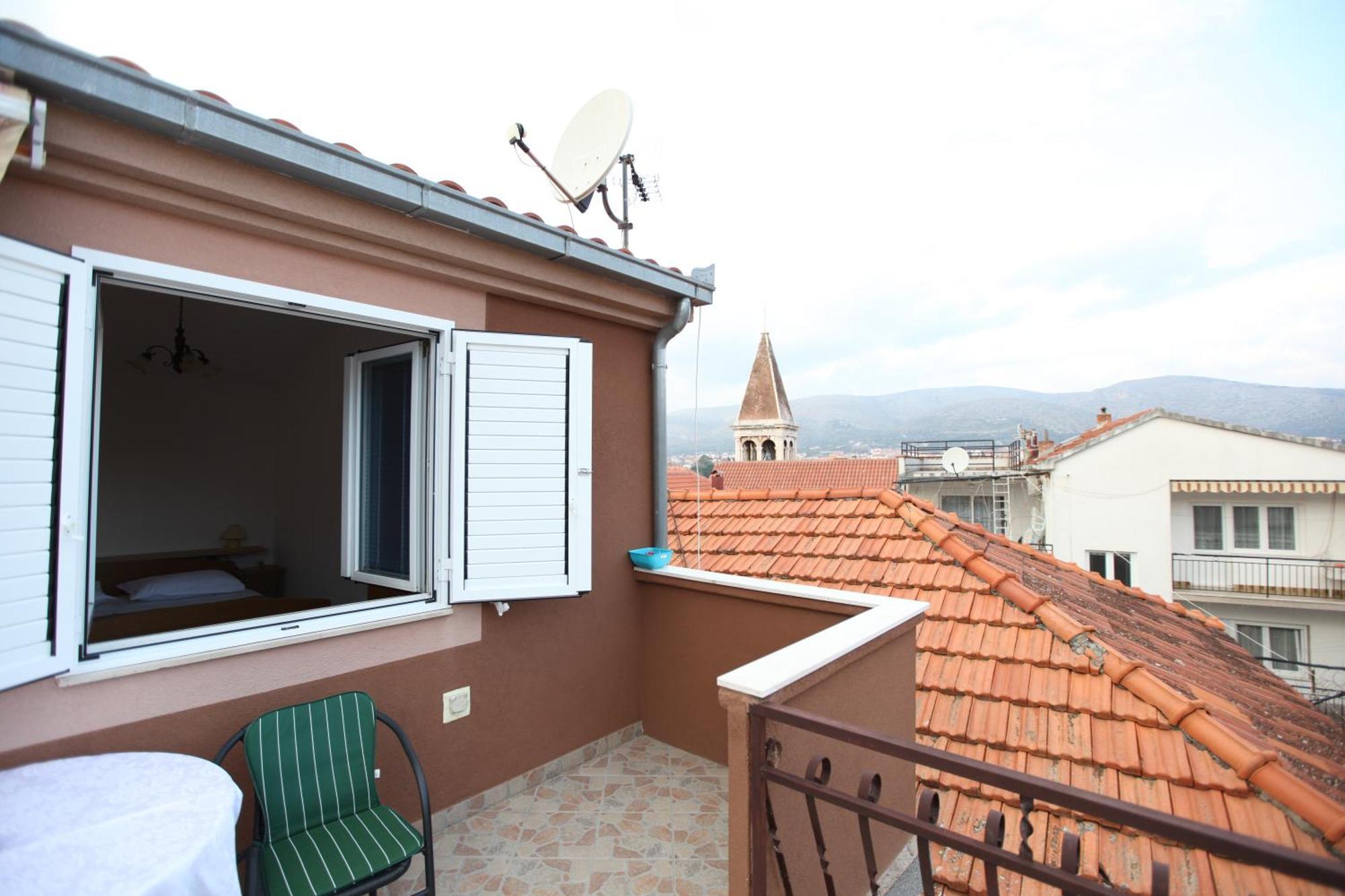 Apartment Jure Trogir Exterior photo